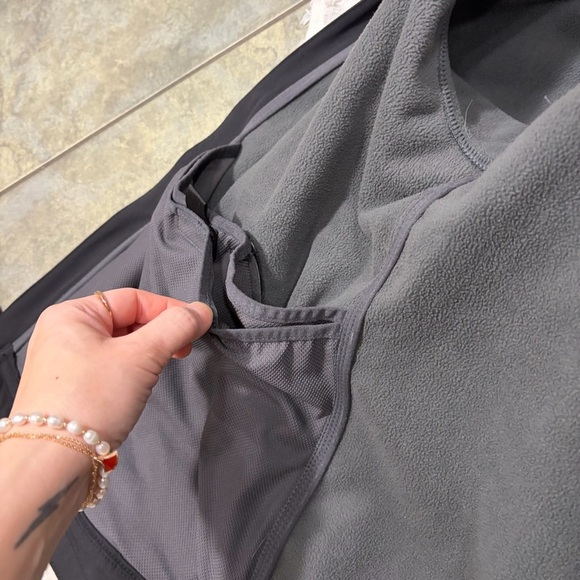 Carhartt Storm Defender Jacket Black Sz XL Rain Defender Embroider Logo Outdoor - Picture 11 of 16